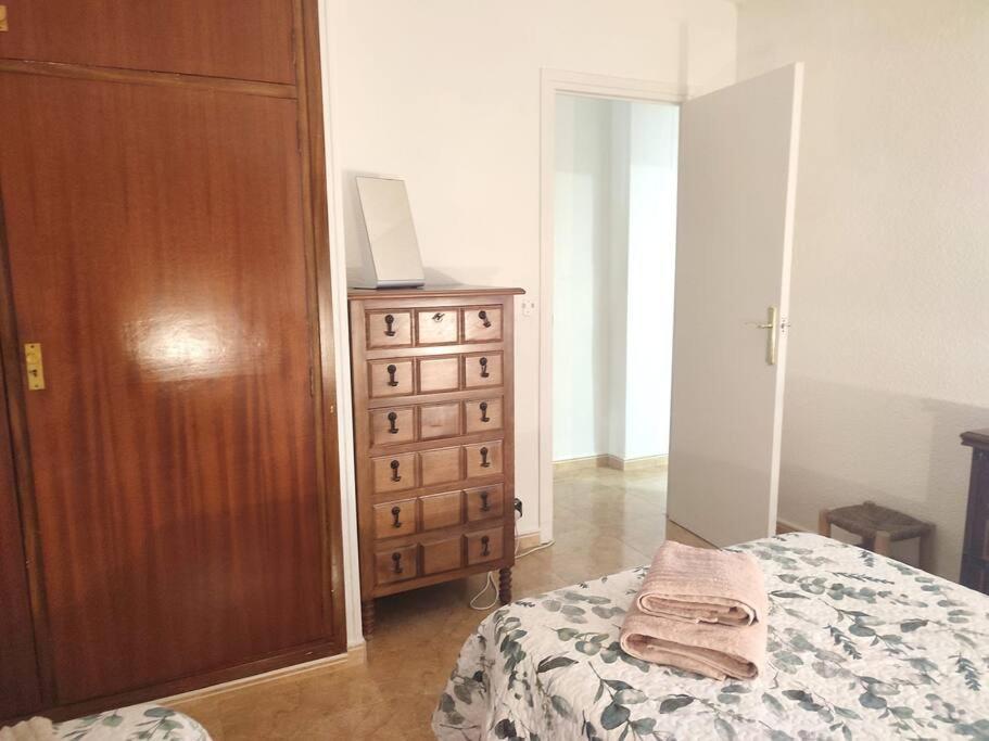 Charming & Spacious Apartment In Historic Centre & Short Walk To Beach Alicante Exteriér fotografie