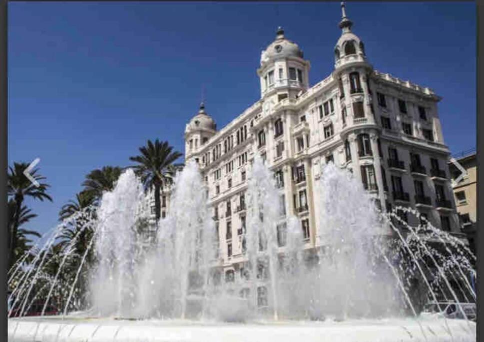 Charming & Spacious Apartment In Historic Centre & Short Walk To Beach Alicante Exteriér fotografie