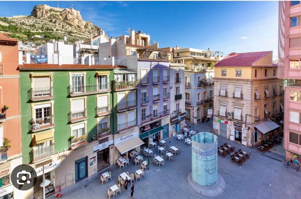 Charming & Spacious Apartment In Historic Centre & Short Walk To Beach Alicante Exteriér fotografie